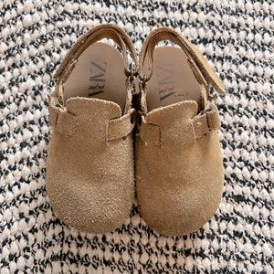 Toddler Zara Clogs
